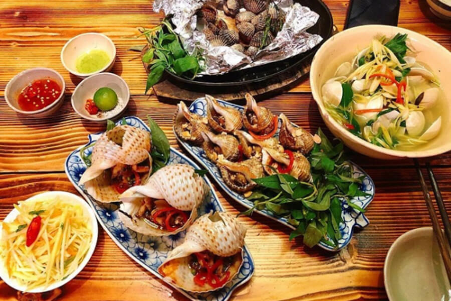 Halong food: what to eat when visiting Halong Bay
